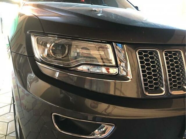 Сірий Джип Grand Cherokee, об'ємом двигуна 3 л та пробігом 58 тис. км за 55700 $, фото 1 на Automoto.ua