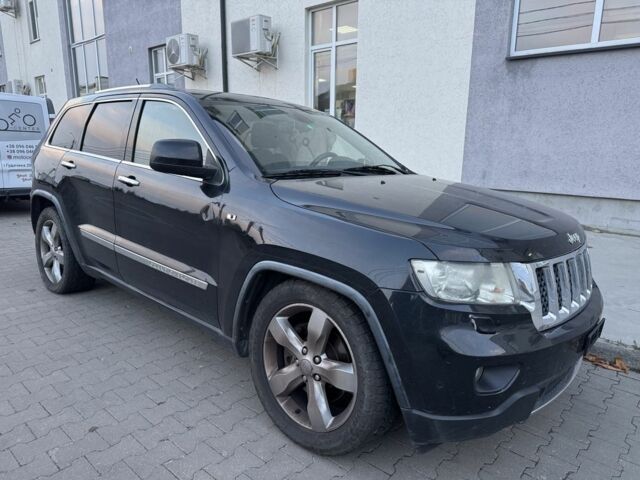 Сірий Джип Grand Cherokee, об'ємом двигуна 2.4 л та пробігом 250 тис. км за 5500 $, фото 1 на Automoto.ua