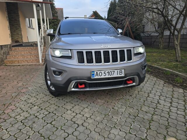 Джип Гранд Чероки 2015 в Тячеве на Automoto.ua Серый Джип Гранд Чероки, объемом двигателя 3 л и пробегом 200 тыс. км за 535 $, фото 1 на Automoto.ua