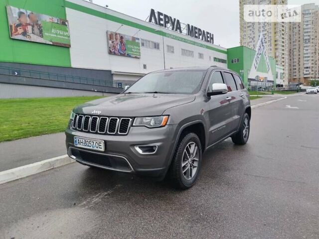 Сірий Джип Grand Cherokee, об'ємом двигуна 3.6 л та пробігом 111 тис. км за 22500 $, фото 1 на Automoto.ua