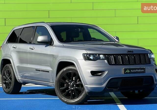 Сірий Джип Grand Cherokee, об'ємом двигуна 3.6 л та пробігом 168 тис. км за 22500 $, фото 1 на Automoto.ua