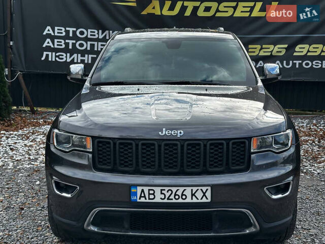 Сірий Джип Grand Cherokee, об'ємом двигуна 2.99 л та пробігом 155 тис. км за 26500 $, фото 1 на Automoto.ua
