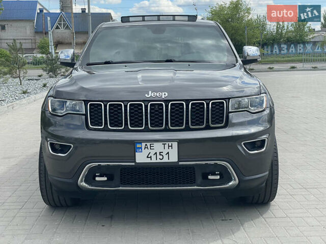 Сірий Джип Grand Cherokee, об'ємом двигуна 3.6 л та пробігом 101 тис. км за 27500 $, фото 1 на Automoto.ua