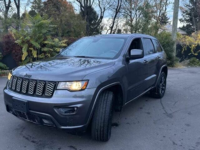 Серый Джип Гранд Чероки, объемом двигателя 3.6 л и пробегом 47 тыс. км за 10100 $, фото 1 на Automoto.ua