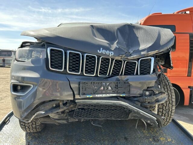 Сірий Джип Grand Cherokee, об'ємом двигуна 0.36 л та пробігом 80 тис. км за 17000 $, фото 1 на Automoto.ua