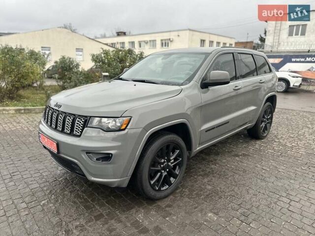 Сірий Джип Grand Cherokee, об'ємом двигуна 3.6 л та пробігом 103 тис. км за 22800 $, фото 1 на Automoto.ua