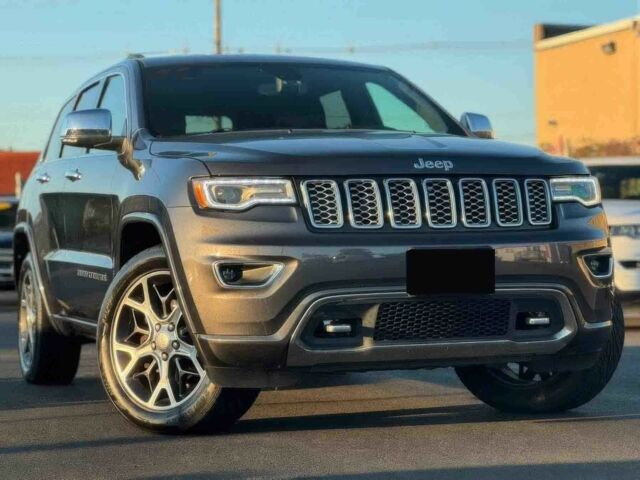 Сірий Джип Grand Cherokee, об'ємом двигуна 3.6 л та пробігом 31 тис. км за 8600 $, фото 1 на Automoto.ua