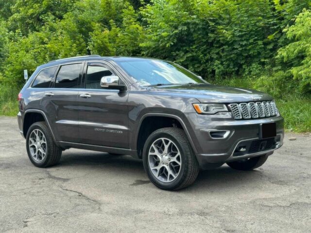 Сірий Джип Grand Cherokee, об'ємом двигуна 0 л та пробігом 66 тис. км за 4500 $, фото 1 на Automoto.ua