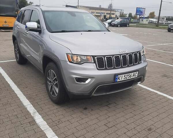 Сірий Джип Grand Cherokee, об'ємом двигуна 3.6 л та пробігом 110 тис. км за 19500 $, фото 1 на Automoto.ua