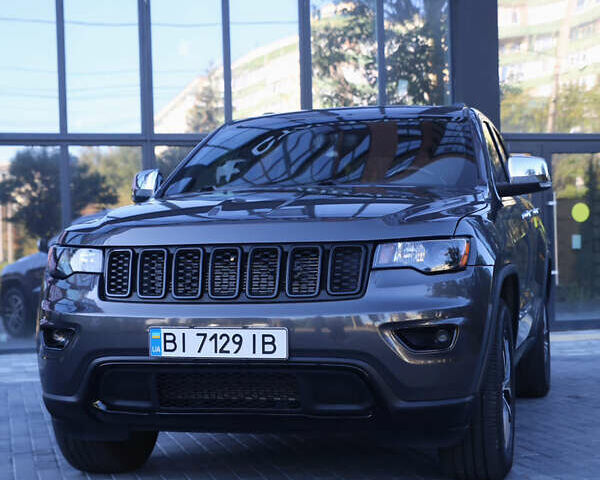 Серый Джип Гранд Чероки, объемом двигателя 3.6 л и пробегом 54 тыс. км за 24800 $, фото 1 на Automoto.ua
