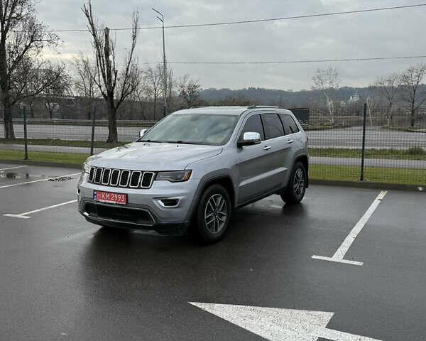 Сірий Джип Grand Cherokee, об'ємом двигуна 3.6 л та пробігом 246 тис. км за 20900 $, фото 1 на Automoto.ua