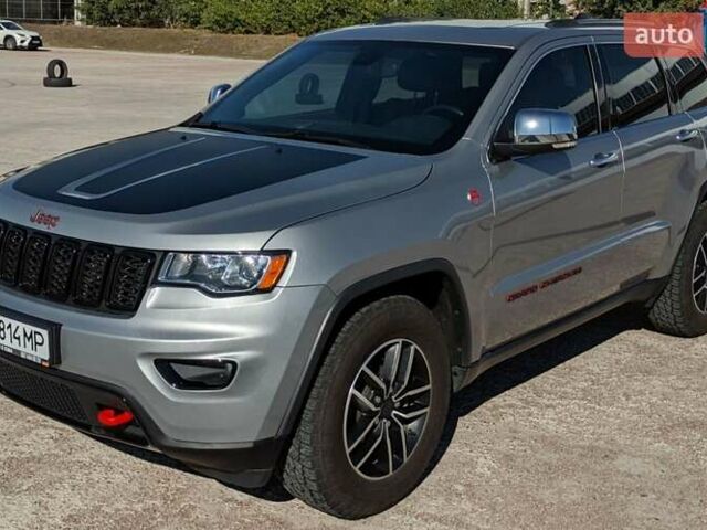 Сірий Джип Grand Cherokee, об'ємом двигуна 3.6 л та пробігом 123 тис. км за 31000 $, фото 1 на Automoto.ua