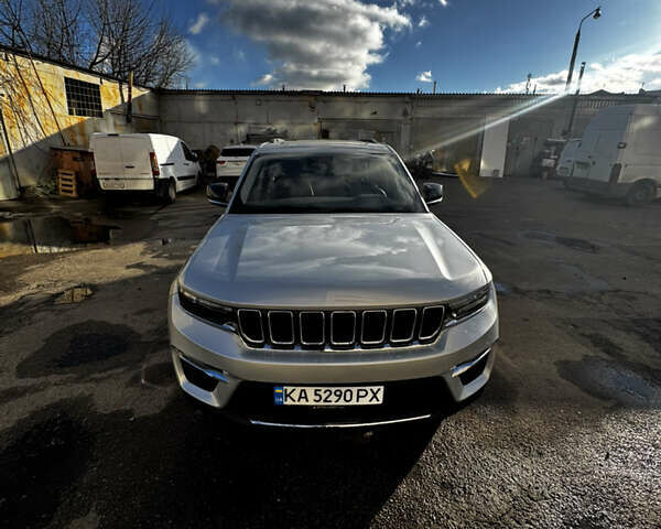 Серый Джип Гранд Чероки, объемом двигателя 3.6 л и пробегом 29 тыс. км за 39000 $, фото 1 на Automoto.ua