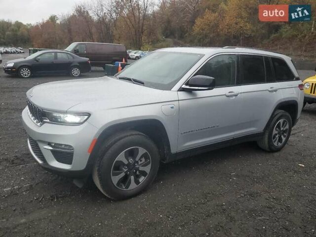 Сірий Джип Grand Cherokee, об'ємом двигуна 2 л та пробігом 70 тис. км за 13900 $, фото 1 на Automoto.ua