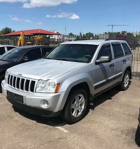 Сірий Джип Grand Cherokee, об'ємом двигуна 3.7 л та пробігом 168 тис. км за 10850 $, фото 1 на Automoto.ua