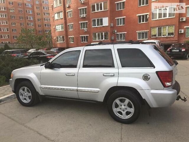 Сірий Джип Grand Cherokee, об'ємом двигуна 4.7 л та пробігом 215 тис. км за 11700 $, фото 1 на Automoto.ua