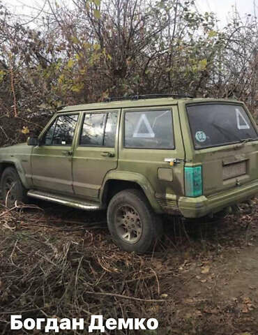 Зелений Джип Grand Cherokee, об'ємом двигуна 2.5 л та пробігом 340 тис. км за 2300 $, фото 1 на Automoto.ua