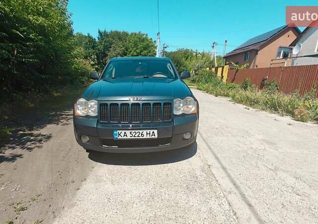 Зелений Джип Grand Cherokee, об'ємом двигуна 3.7 л та пробігом 351 тис. км за 8000 $, фото 1 на Automoto.ua