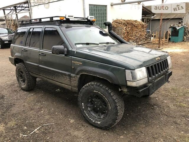 Зелений Джип Grand Cherokee, об'ємом двигуна 0 л та пробігом 280 тис. км за 6500 $, фото 1 на Automoto.ua