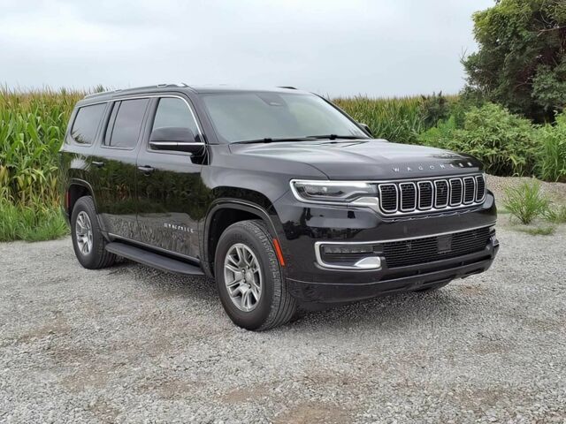 Джип Гранд Вагонер 2024 в Ровно на Automoto.ua Черный Джип Гранд Вагонер, объемом двигателя 3 л и пробегом 24 тыс. км за 21000 $, фото 1 на Automoto.ua