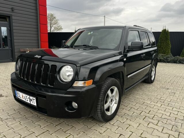 Черный Джип Патриот, объемом двигателя 2 л и пробегом 226 тыс. км за 3100 $, фото 1 на Automoto.ua