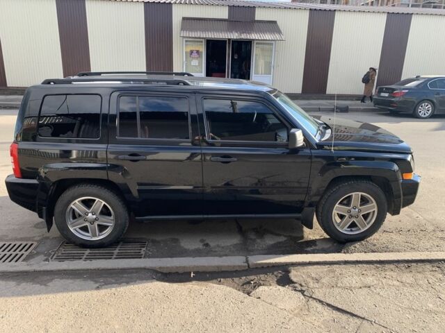 Черный Джип Патриот, объемом двигателя 2.4 л и пробегом 212 тыс. км за 7000 $, фото 1 на Automoto.ua