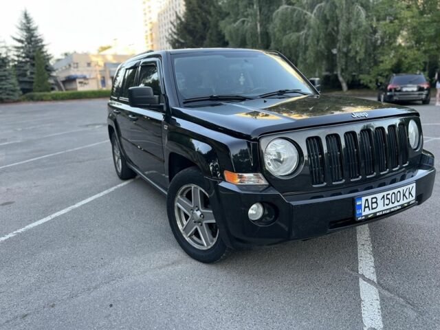 Чорний Джип Patriot, об'ємом двигуна 2.4 л та пробігом 250 тис. км за 7800 $, фото 1 на Automoto.ua
