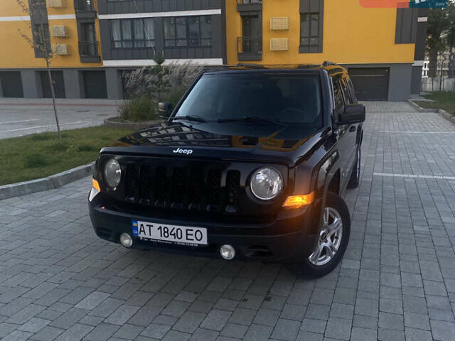 Черный Джип Патриот, объемом двигателя 2.36 л и пробегом 280 тыс. км за 7200 $, фото 1 на Automoto.ua