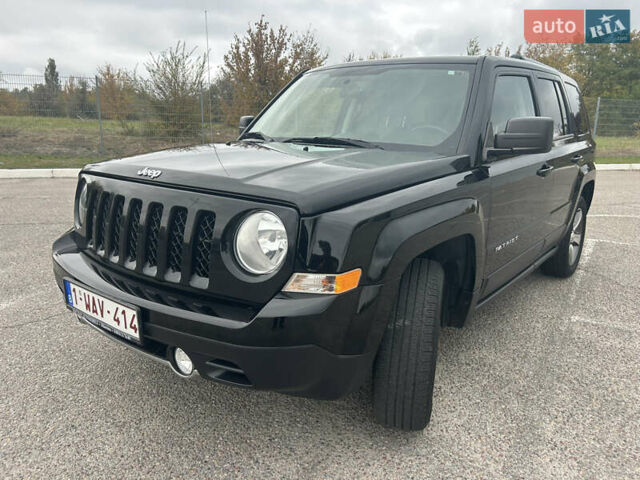 Чорний Джип Patriot, об'ємом двигуна 2 л та пробігом 153 тис. км за 12500 $, фото 1 на Automoto.ua