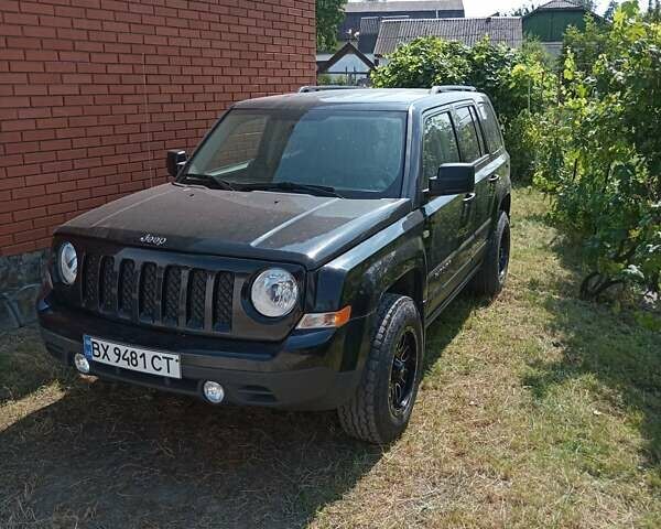 Чорний Джип Patriot, об'ємом двигуна 2 л та пробігом 50 тис. км за 13200 $, фото 1 на Automoto.ua