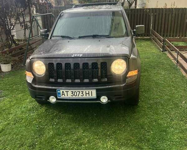 Коричневий Джип Patriot, об'ємом двигуна 2 л та пробігом 193 тис. км за 8300 $, фото 1 на Automoto.ua