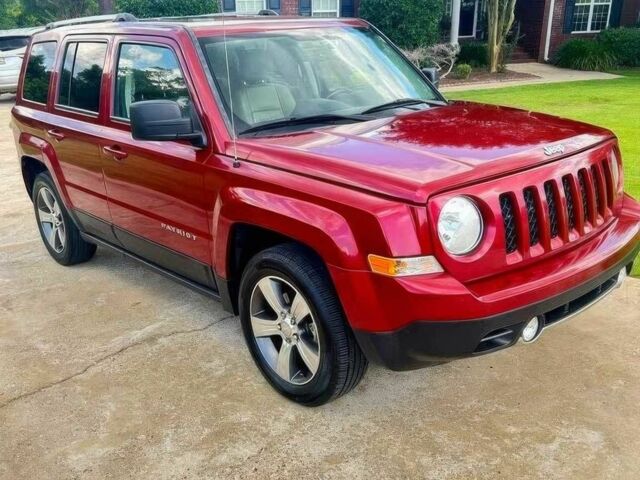 Красный Джип Патриот, объемом двигателя 2 л и пробегом 68 тыс. км за 2800 $, фото 1 на Automoto.ua