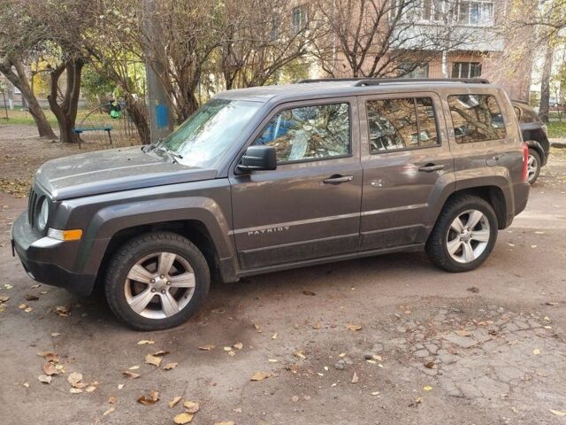 Сірий Джип Patriot, об'ємом двигуна 2 л та пробігом 159 тис. км за 9200 $, фото 1 на Automoto.ua