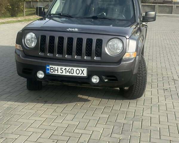 Сірий Джип Patriot, об'ємом двигуна 2.36 л та пробігом 200 тис. км за 9800 $, фото 1 на Automoto.ua