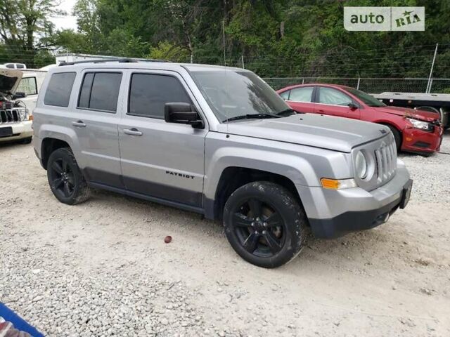 Серый Джип Патриот, объемом двигателя 2.36 л и пробегом 165 тыс. км за 2000 $, фото 1 на Automoto.ua