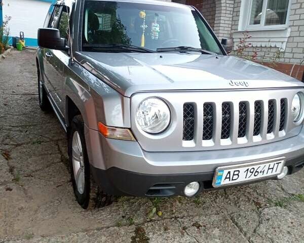 Серый Джип Патриот, объемом двигателя 2.4 л и пробегом 107 тыс. км за 10700 $, фото 1 на Automoto.ua