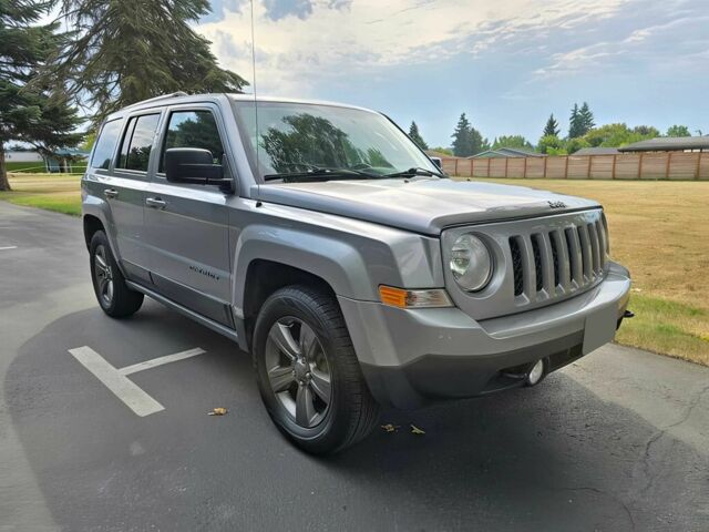 Серый Джип Патриот, объемом двигателя 2.4 л и пробегом 52 тыс. км за 7500 $, фото 1 на Automoto.ua