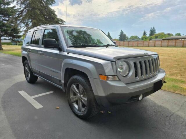 Сірий Джип Patriot, об'ємом двигуна 2.4 л та пробігом 58 тис. км за 4700 $, фото 1 на Automoto.ua