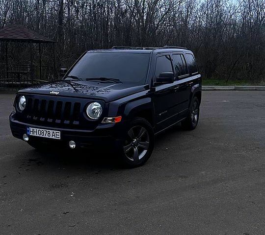 Синій Джип Patriot, об'ємом двигуна 2 л та пробігом 185 тис. км за 10250 $, фото 1 на Automoto.ua