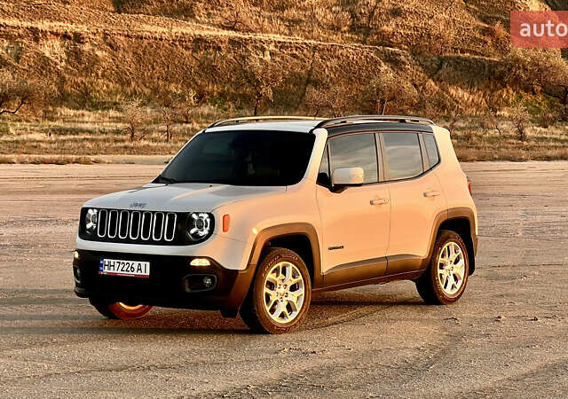 Білий Джип Ренегат, об'ємом двигуна 2 л та пробігом 99 тис. км за 16600 $, фото 1 на Automoto.ua
