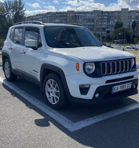 Белый Джип Ренегат, объемом двигателя 2.36 л и пробегом 151 тыс. км за 14300 $, фото 1 на Automoto.ua