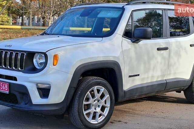 Білий Джип Ренегат, об'ємом двигуна 2.4 л та пробігом 133 тис. км за 12758 $, фото 1 на Automoto.ua