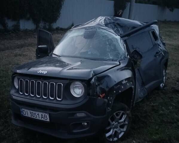 Черный Джип Ренегат, объемом двигателя 2.4 л и пробегом 206 тыс. км за 3800 $, фото 1 на Automoto.ua