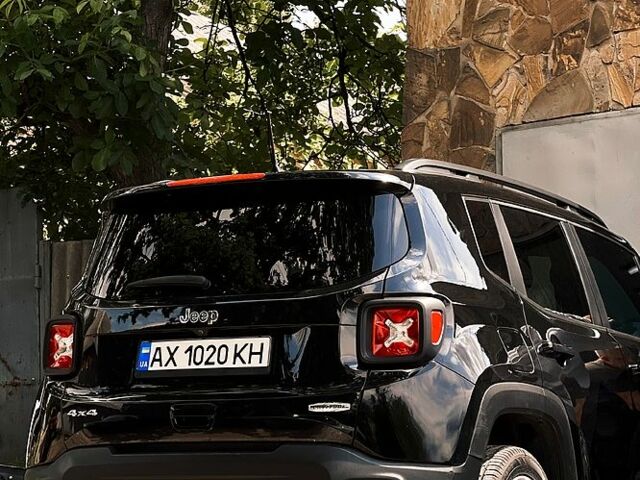 Черный Джип Ренегат, объемом двигателя 2.4 л и пробегом 128 тыс. км за 14000 $, фото 1 на Automoto.ua