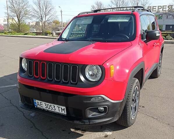 Красный Джип Ренегат, объемом двигателя 2.4 л и пробегом 160 тыс. км за 13200 $, фото 1 на Automoto.ua