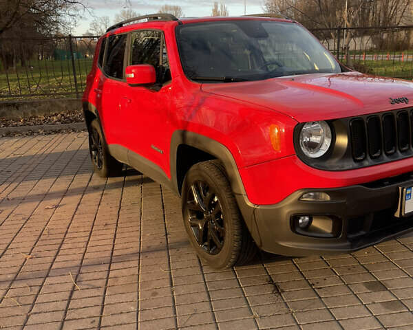 Красный Джип Ренегат, объемом двигателя 2.36 л и пробегом 147 тыс. км за 12100 $, фото 1 на Automoto.ua