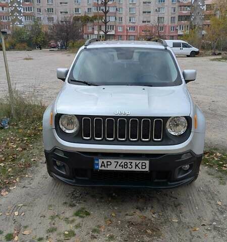 Серый Джип Ренегат, объемом двигателя 2.36 л и пробегом 190 тыс. км за 13500 $, фото 1 на Automoto.ua