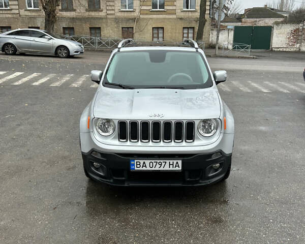 Сірий Джип Ренегат, об'ємом двигуна 2.36 л та пробігом 159 тис. км за 13599 $, фото 1 на Automoto.ua