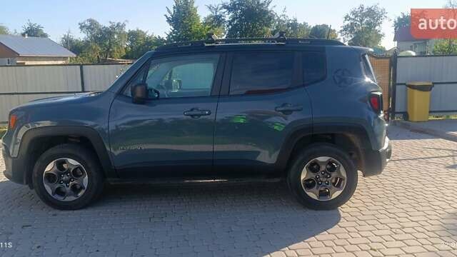 Сірий Джип Ренегат, об'ємом двигуна 2.36 л та пробігом 123 тис. км за 12700 $, фото 1 на Automoto.ua