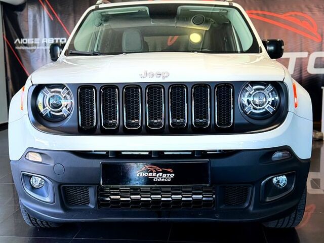 Серый Джип Ренегат, объемом двигателя 2.4 л и пробегом 116 тыс. км за 16000 $, фото 1 на Automoto.ua